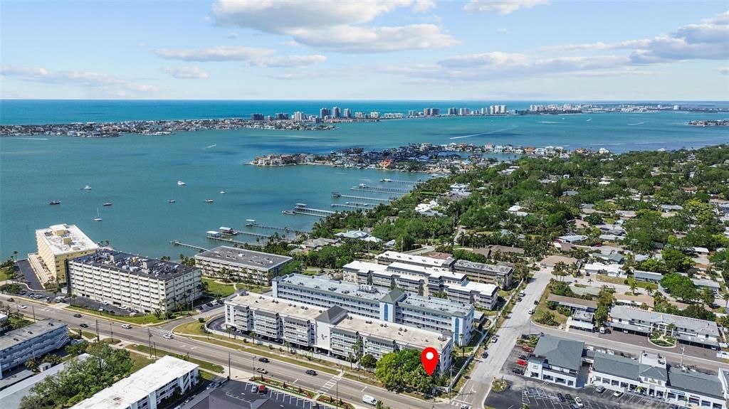 For Sale: $229,000 (2 beds, 2 baths, 1300 Square Feet)