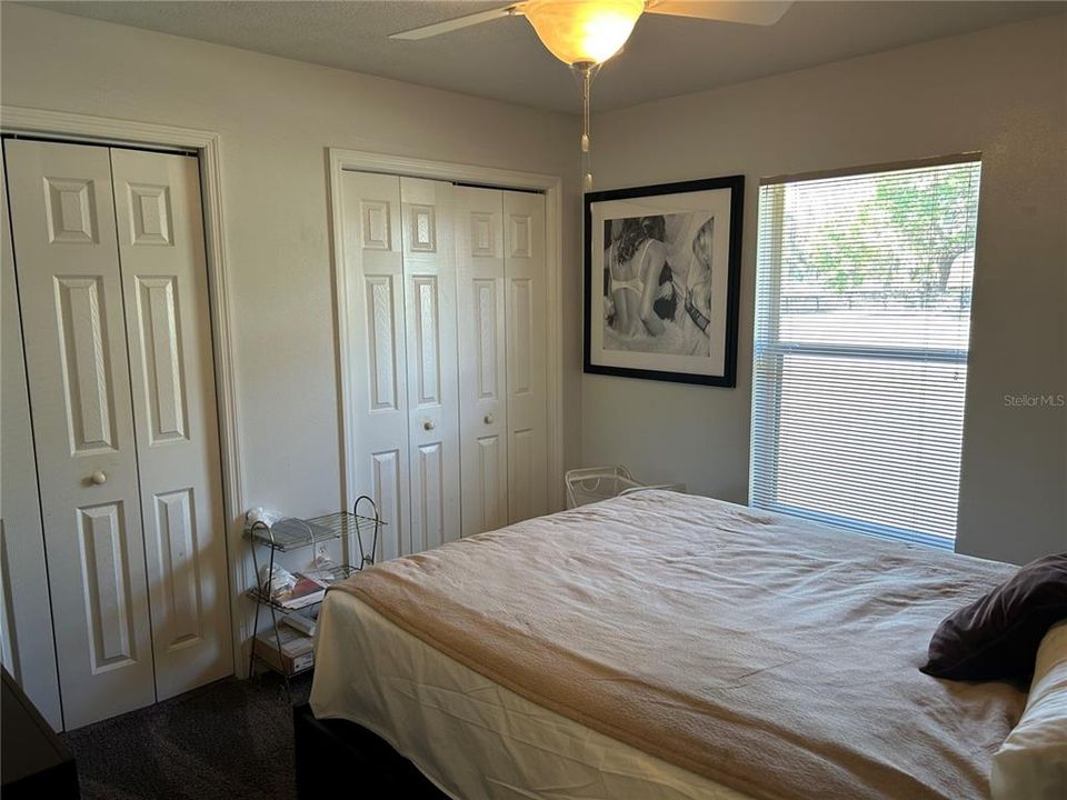 合同活跃: $525,000 (5 贝兹, 3 浴室, 3308 平方英尺)