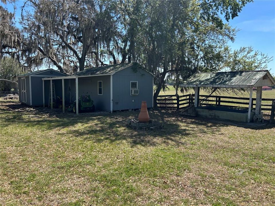 合同活跃: $525,000 (5 贝兹, 3 浴室, 3308 平方英尺)