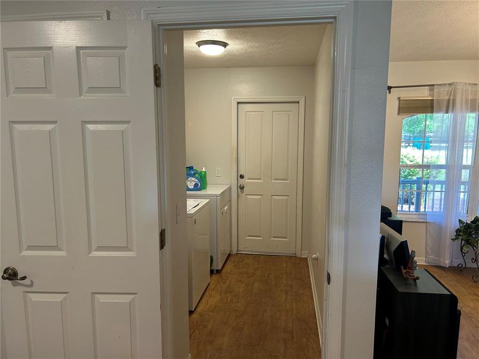 合同活跃: $525,000 (5 贝兹, 3 浴室, 3308 平方英尺)