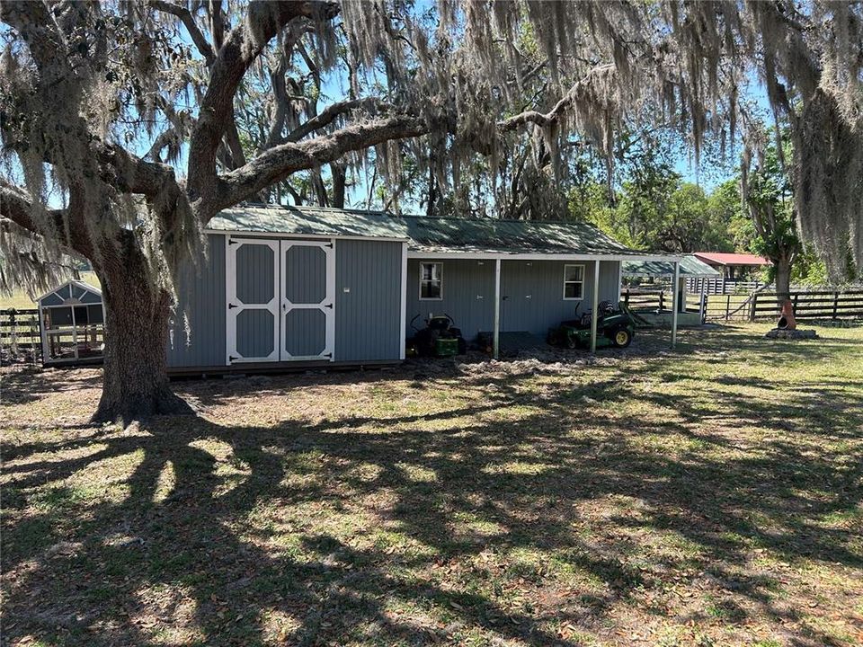 合同活跃: $525,000 (5 贝兹, 3 浴室, 3308 平方英尺)