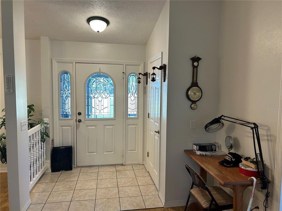 合同活跃: $525,000 (5 贝兹, 3 浴室, 3308 平方英尺)