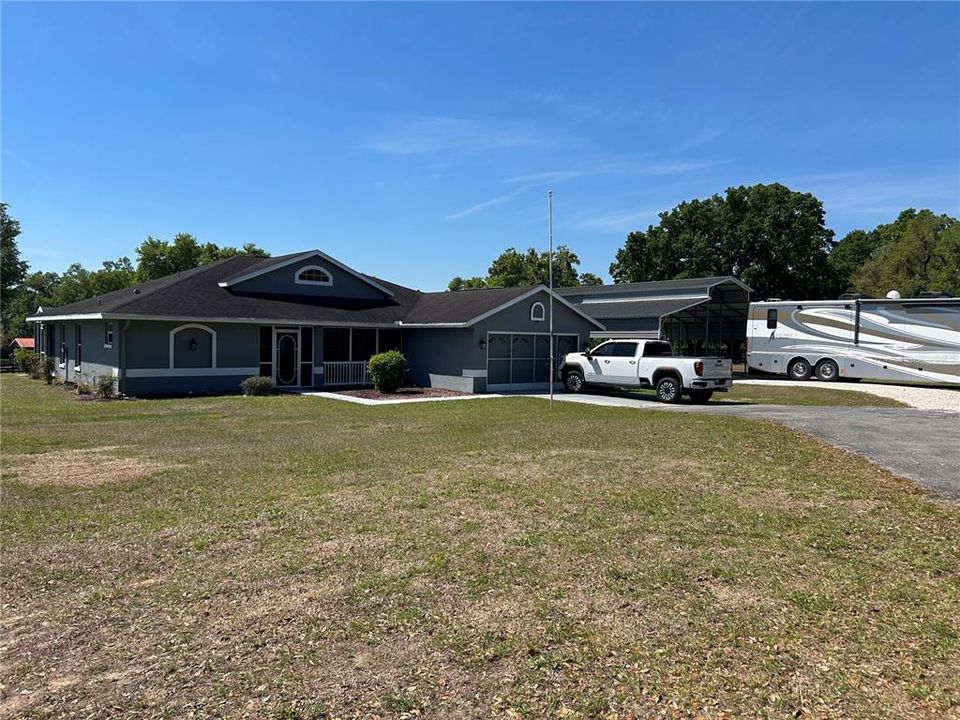 合同活跃: $525,000 (5 贝兹, 3 浴室, 3308 平方英尺)