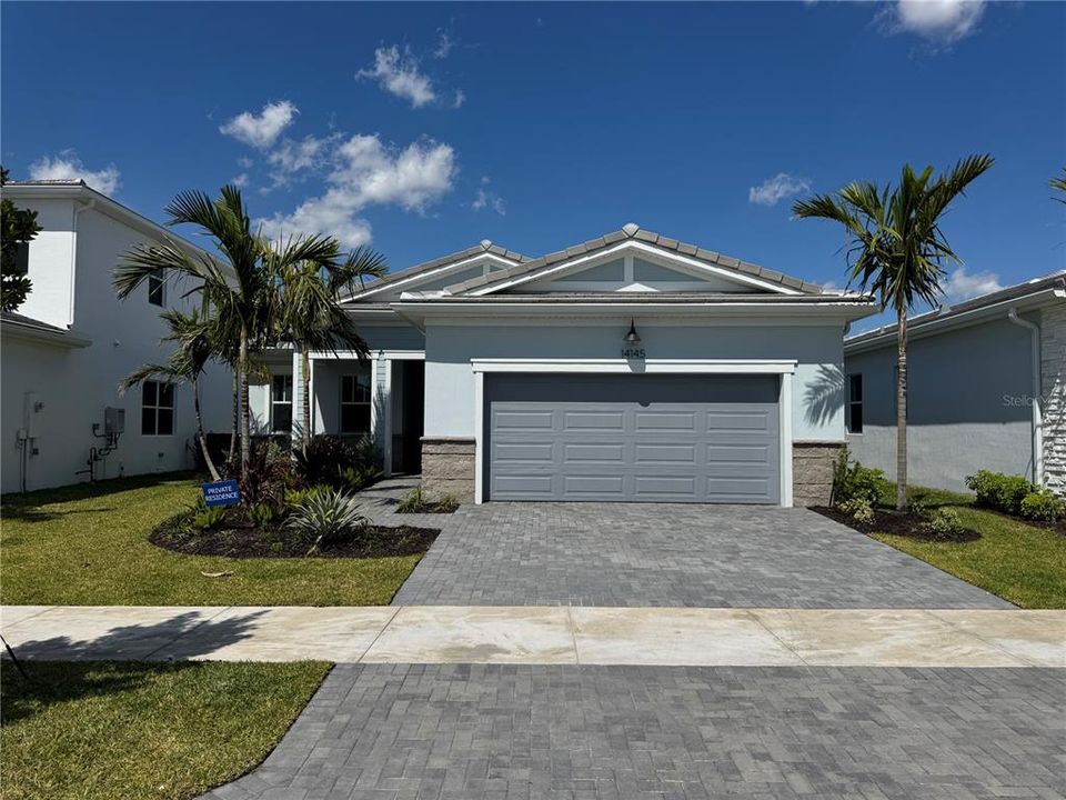 Недавно продано: $526,193 (3 спален, 2 ванн, 2052 Квадратных фут)