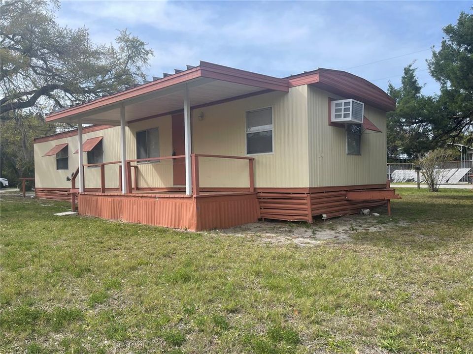 Recently Sold: $75,000 (2 beds, 1 baths, 672 Square Feet)