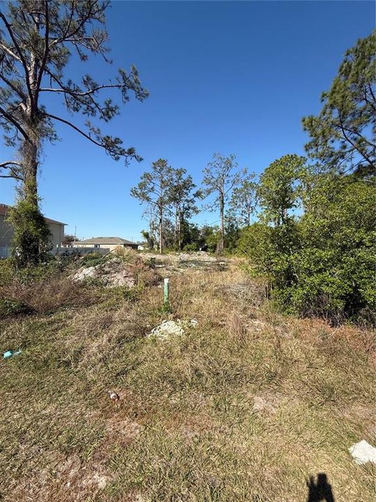 Activo con contrato: $65,000 (0.16 acres)