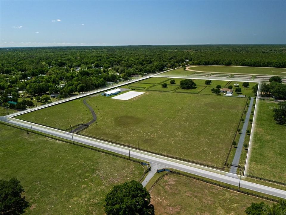 En Venta: $3,715,000 (3 camas, 2 baños, 2453 Pies cuadrados)