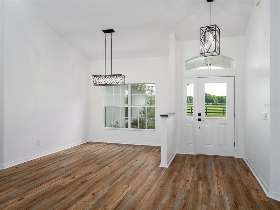 En Venta: $3,715,000 (3 camas, 2 baños, 2453 Pies cuadrados)