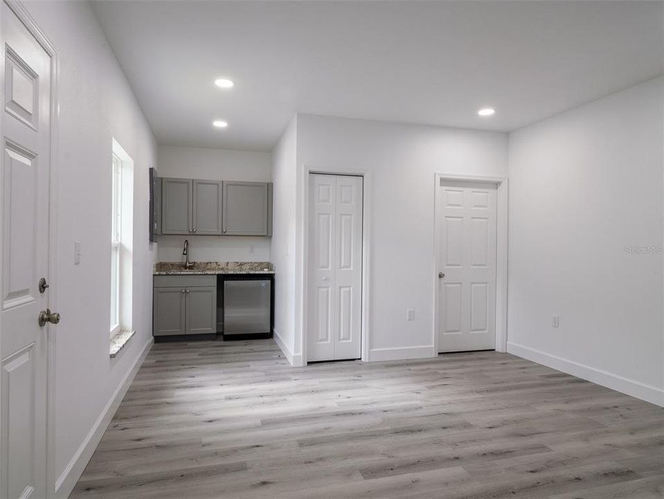 En Venta: $3,715,000 (3 camas, 2 baños, 2453 Pies cuadrados)