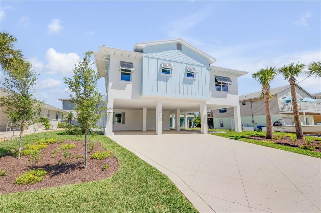 На продажу: $1,383,000 (4 спален, 4 ванн, 2500 Квадратных фут)