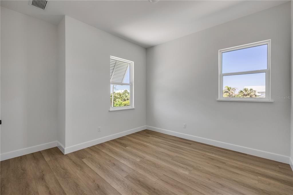 На продажу: $1,383,000 (4 спален, 4 ванн, 2500 Квадратных фут)