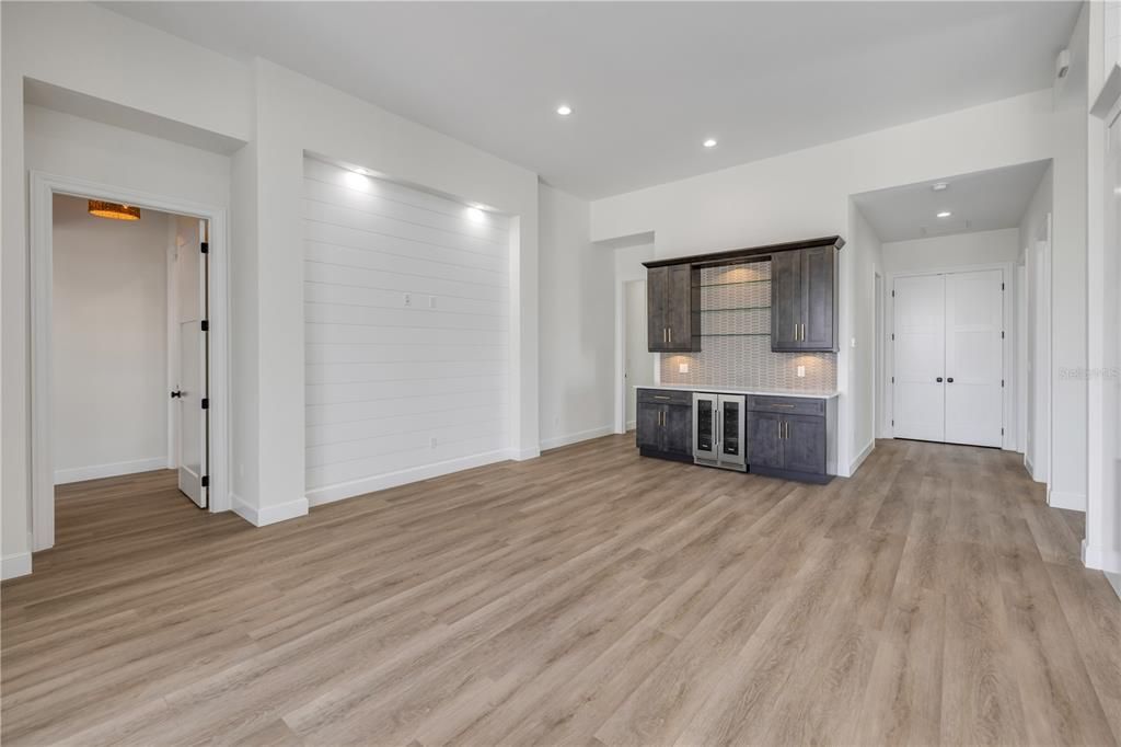 На продажу: $1,383,000 (4 спален, 4 ванн, 2500 Квадратных фут)