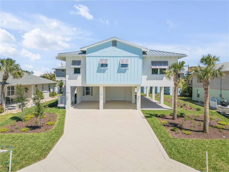 На продажу: $1,383,000 (4 спален, 4 ванн, 2500 Квадратных фут)