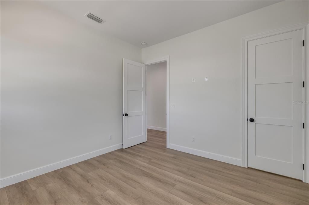 На продажу: $1,383,000 (4 спален, 4 ванн, 2500 Квадратных фут)