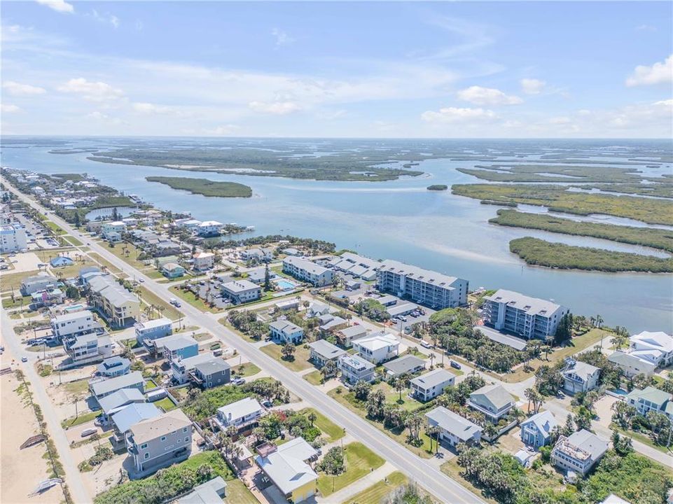 На продажу: $1,383,000 (4 спален, 4 ванн, 2500 Квадратных фут)