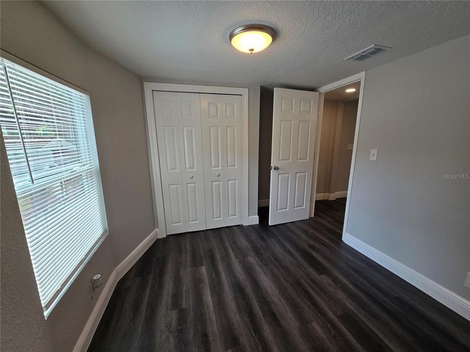 Activo con contrato: $184,999 (2 camas, 2 baños, 812 Pies cuadrados)