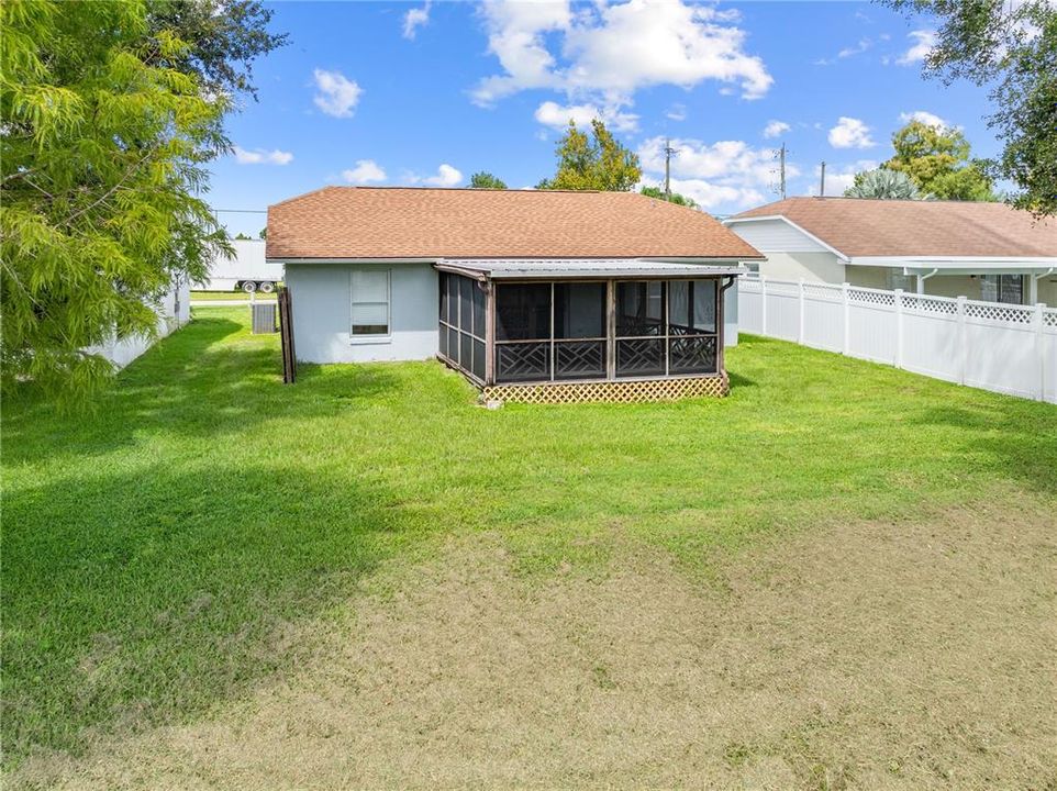 Activo con contrato: $314,000 (3 camas, 2 baños, 1011 Pies cuadrados)