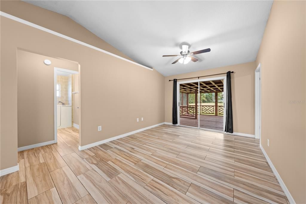 Activo con contrato: $314,000 (3 camas, 2 baños, 1011 Pies cuadrados)