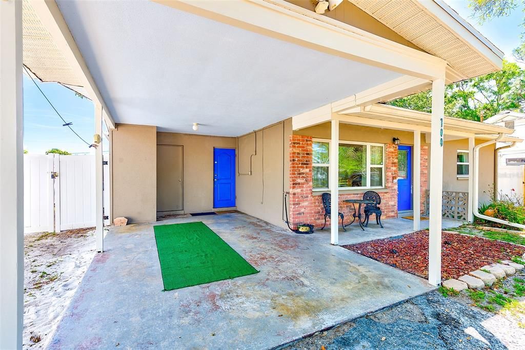 For Sale: $314,000 (2 beds, 1 baths, 1070 Square Feet)