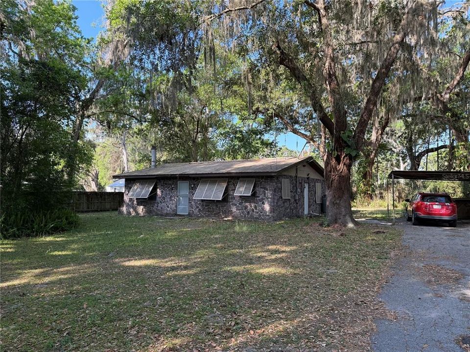 Vendido Recientemente: $104,000 (2 camas, 2 baños, 1316 Pies cuadrados)