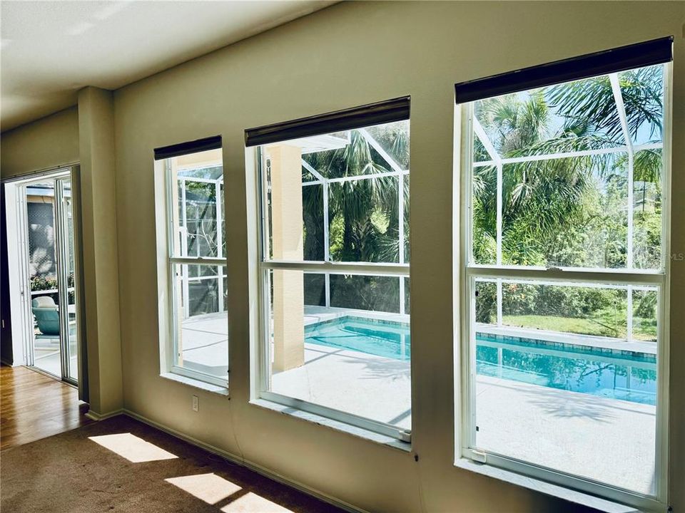 For Sale: $549,900 (3 beds, 2 baths, 2039 Square Feet)