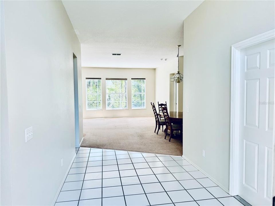 For Sale: $549,900 (3 beds, 2 baths, 2039 Square Feet)