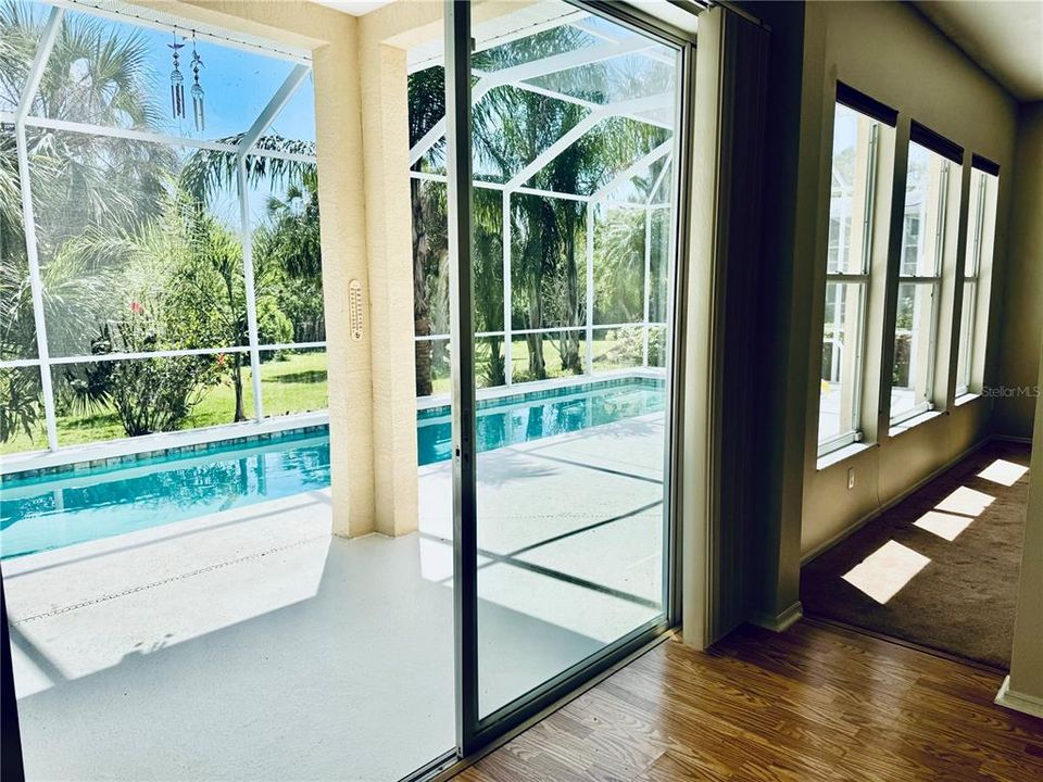 For Sale: $549,900 (3 beds, 2 baths, 2039 Square Feet)