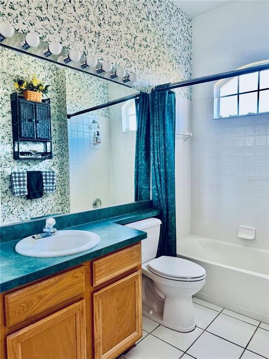 For Sale: $549,900 (3 beds, 2 baths, 2039 Square Feet)