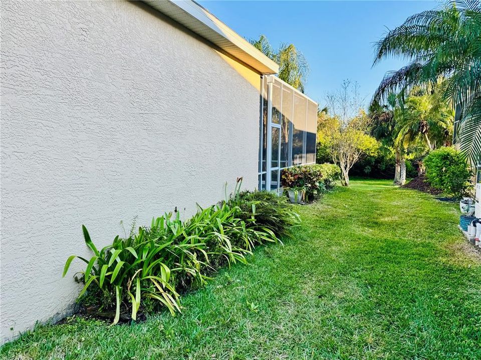 For Sale: $549,900 (3 beds, 2 baths, 2039 Square Feet)