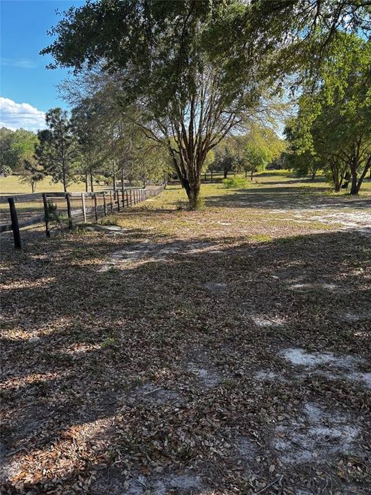 En Venta: $188,800 (10.90 acres)