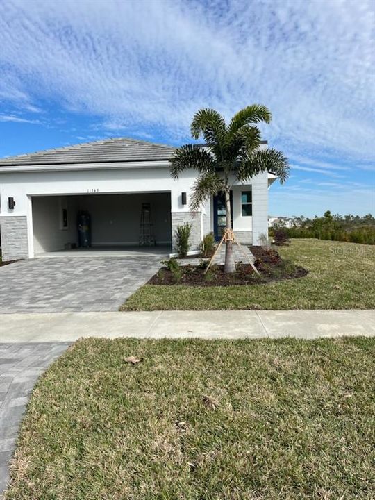 Recently Sold: $558,500 (2 beds, 2 baths, 1916 Square Feet)