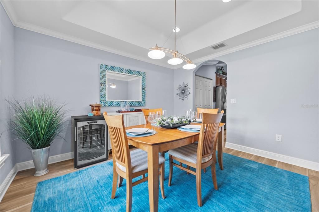 Active With Contract: $433,000 (3 beds, 2 baths, 1959 Square Feet)