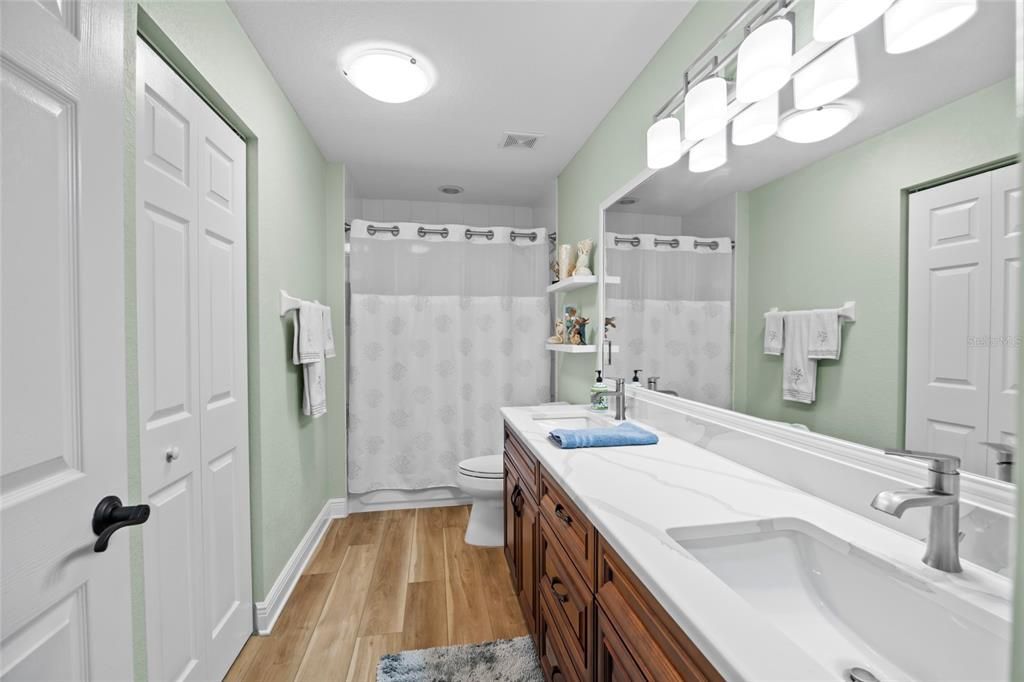 Active With Contract: $433,000 (3 beds, 2 baths, 1959 Square Feet)