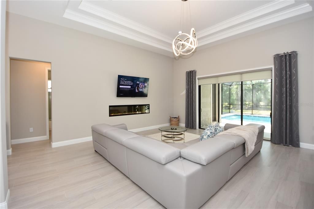 出租: $4,800 (3 贝兹, 3 浴室, 2012 平方英尺)