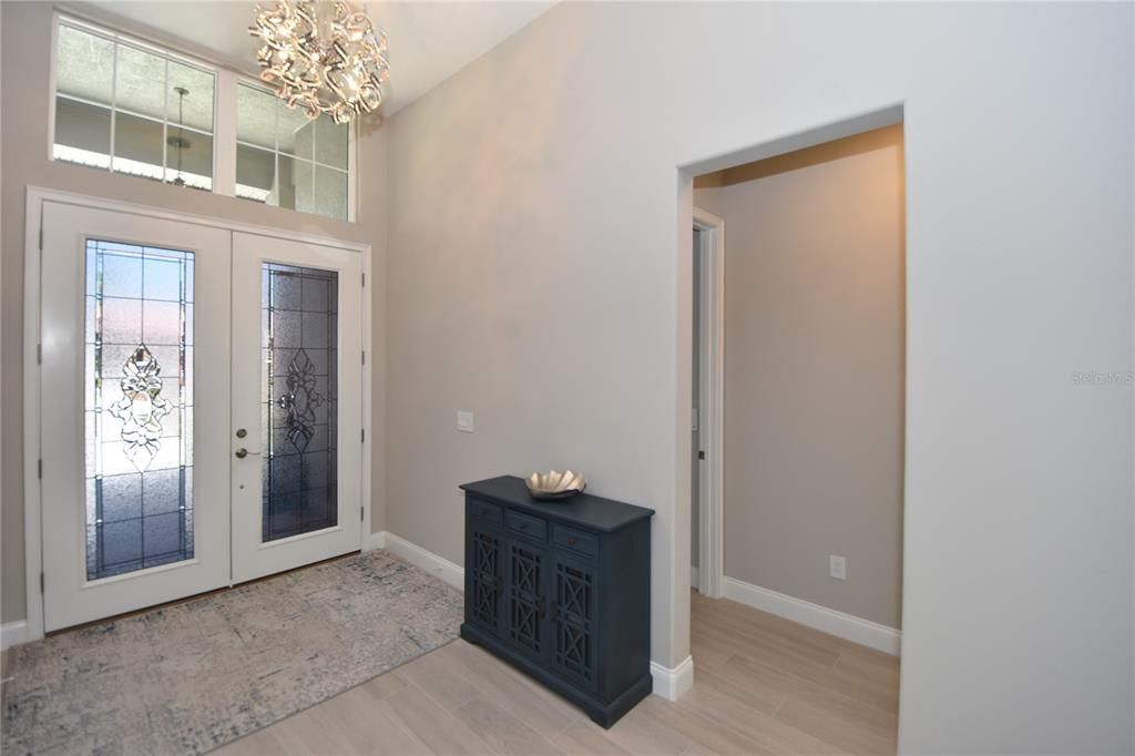 出租: $4,800 (3 贝兹, 3 浴室, 2012 平方英尺)