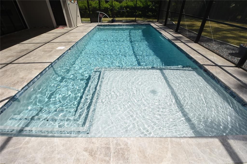 出租: $4,800 (3 贝兹, 3 浴室, 2012 平方英尺)