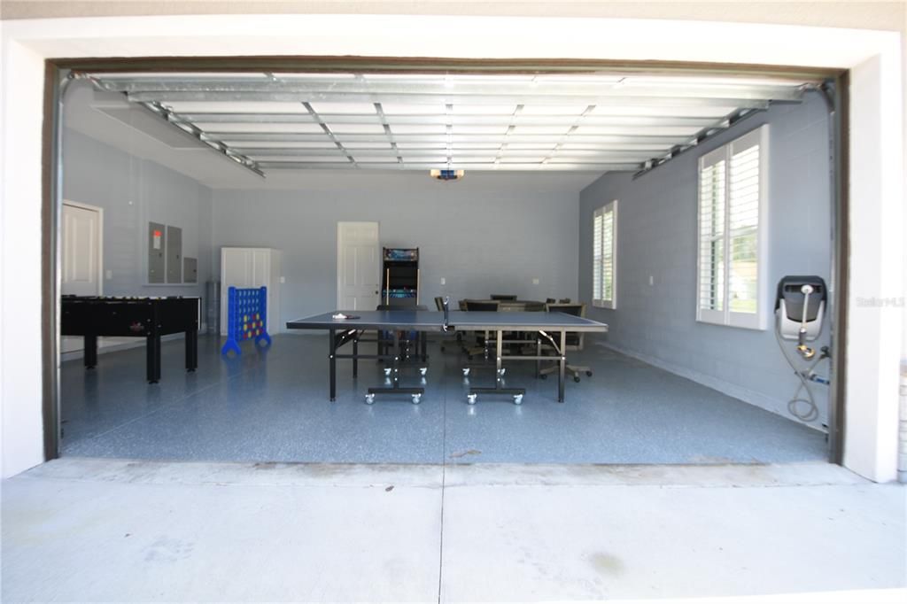 出租: $4,800 (3 贝兹, 3 浴室, 2012 平方英尺)