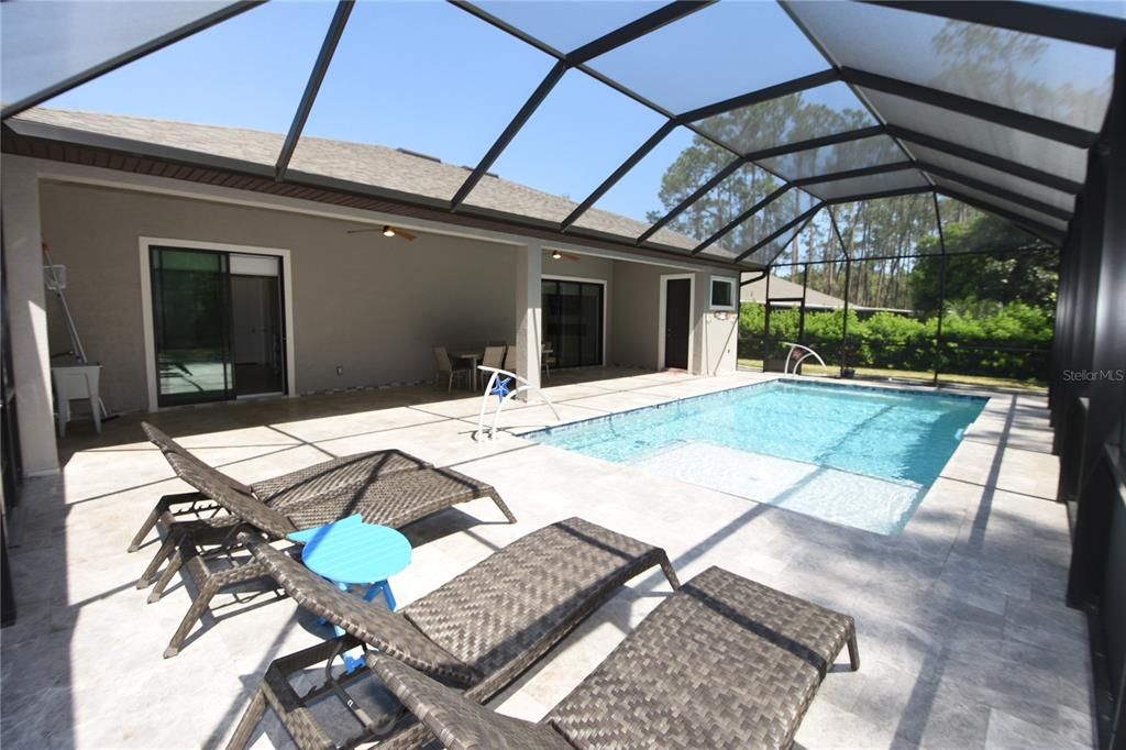 出租: $4,800 (3 贝兹, 3 浴室, 2012 平方英尺)