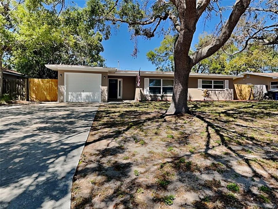 Recently Rented: $2,429 (4 beds, 2 baths, 1591 Square Feet)