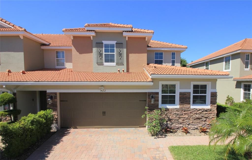 Recently Sold: $498,900 (4 beds, 2 baths, 2298 Square Feet)