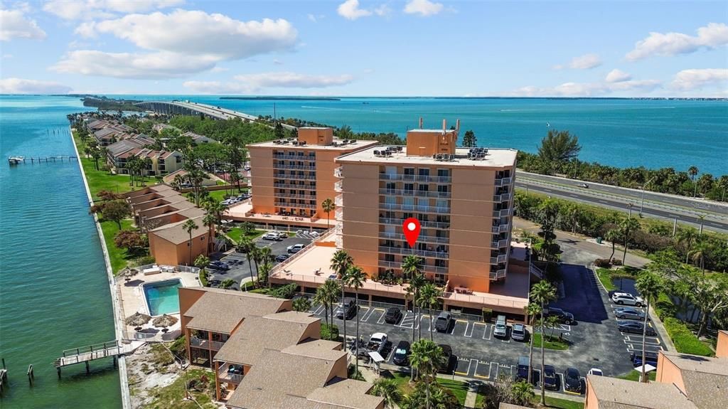 En Venta: $330,000 (2 camas, 2 baños, 1100 Pies cuadrados)