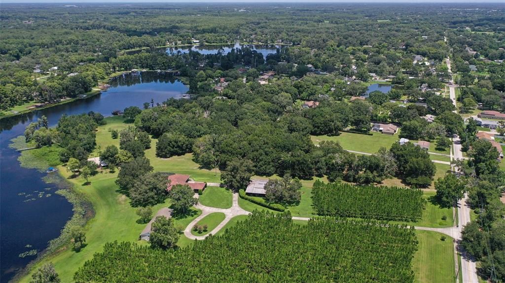 待售: $1,395,000 (6.46 acres)