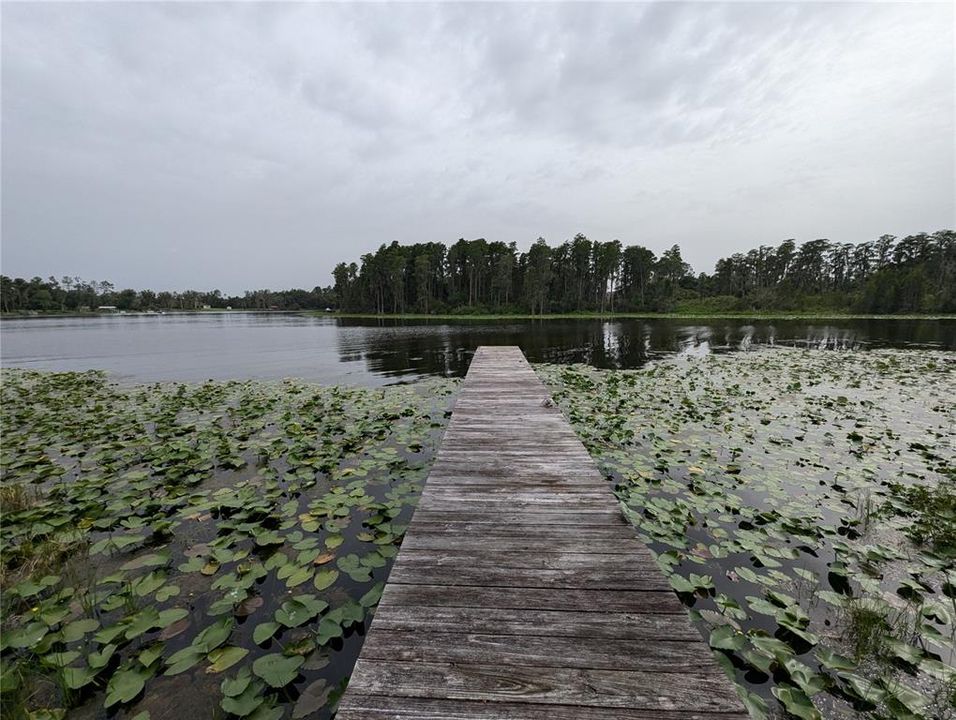 待售: $1,395,000 (6.46 acres)