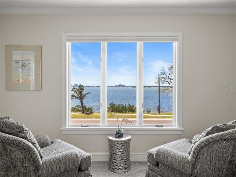 For Sale: $1,299,000 (3 beds, 2 baths, 2200 Square Feet)