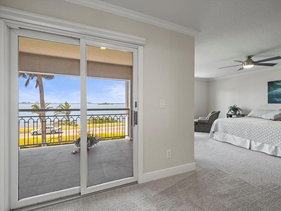 For Sale: $1,299,000 (3 beds, 2 baths, 2200 Square Feet)