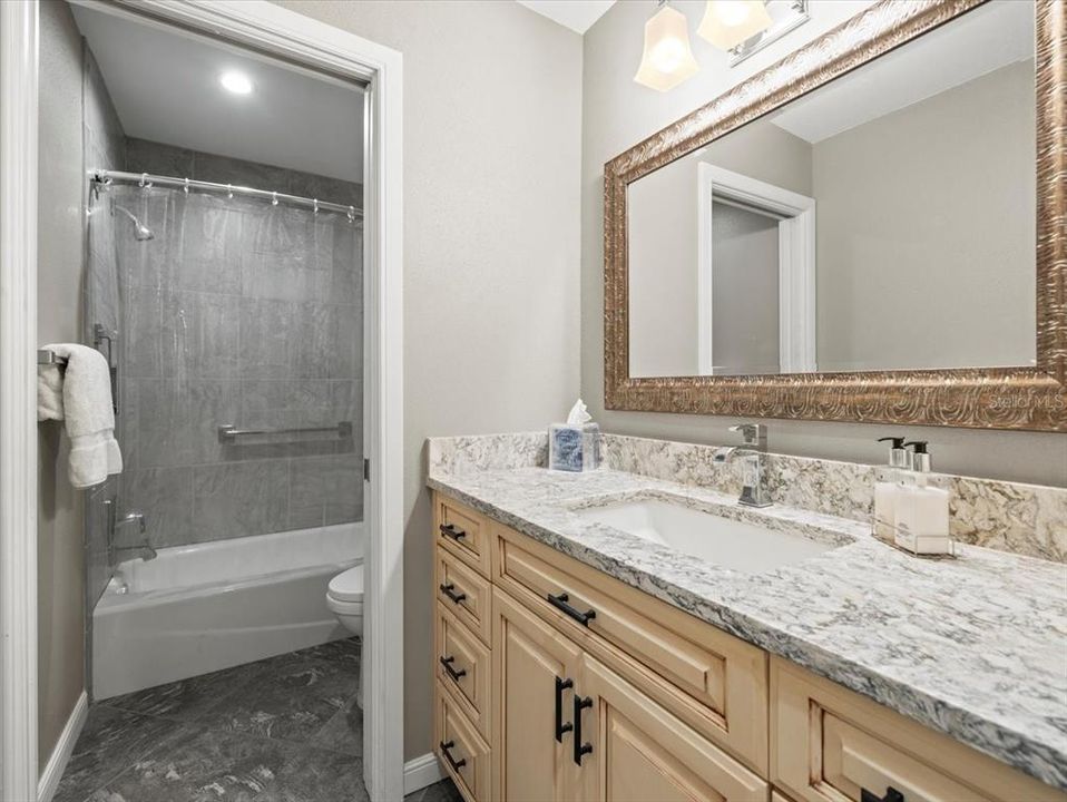 For Sale: $1,299,000 (3 beds, 2 baths, 2200 Square Feet)