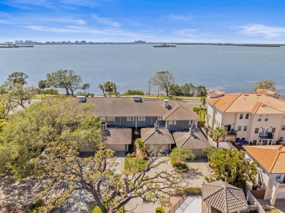 For Sale: $1,299,000 (3 beds, 2 baths, 2200 Square Feet)