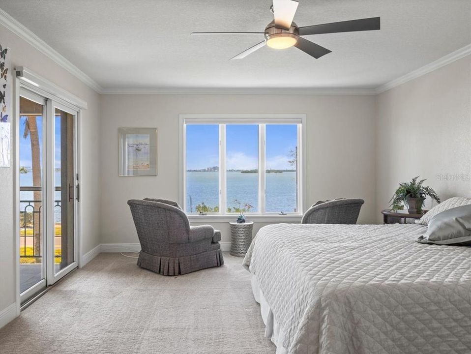 For Sale: $1,299,000 (3 beds, 2 baths, 2200 Square Feet)