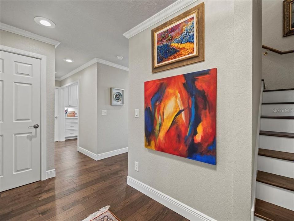 For Sale: $1,299,000 (3 beds, 2 baths, 2200 Square Feet)