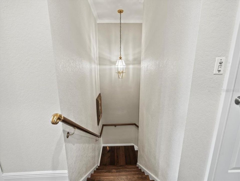 For Sale: $1,299,000 (3 beds, 2 baths, 2200 Square Feet)